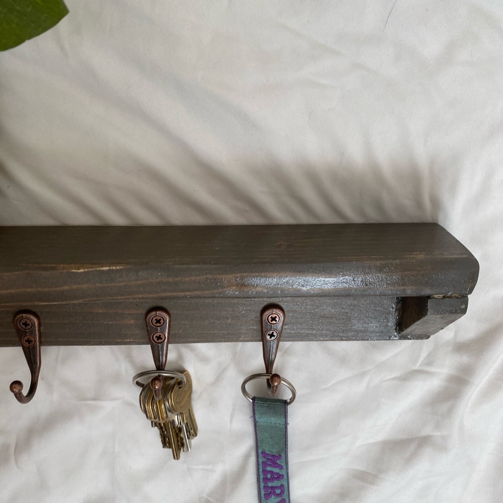 Key hook - Picture 6 of 6